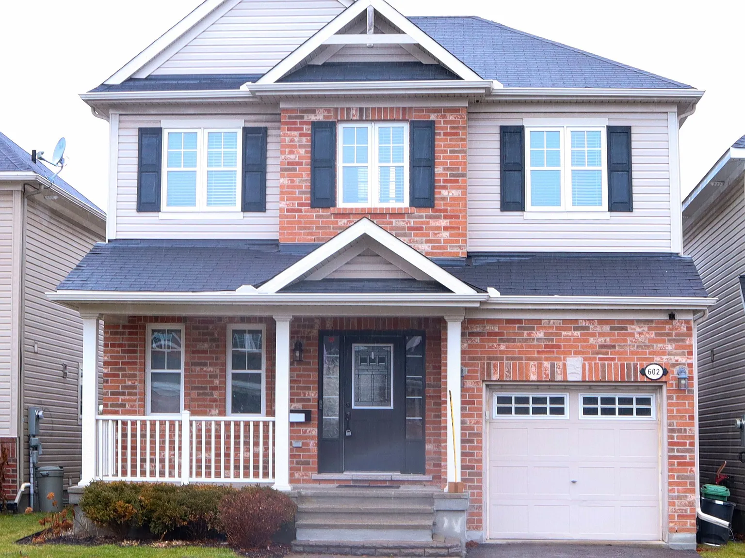 3 bed, $3,000 — Photo 1