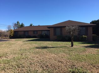 3005 Breezewood Dr, Danville, VA 24541