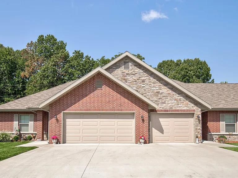 Ingram Mill Villas 55+ — Photo 23