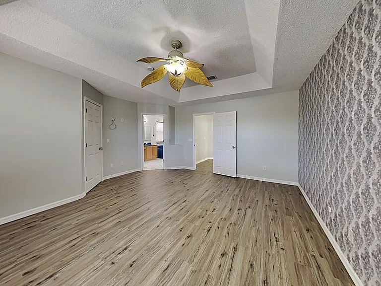 728 Hardwood Cir — Photo 10