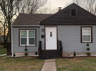 1110 S Thelma Ave, Springfield, MO 65807