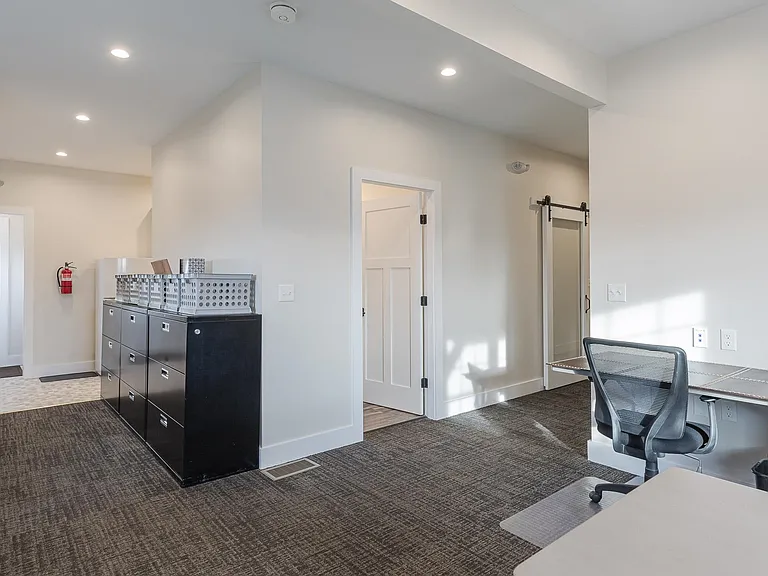 6 Ames Plaza Ln — Photo 12