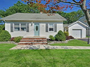 417 16th Ave, Brick, NJ 08724