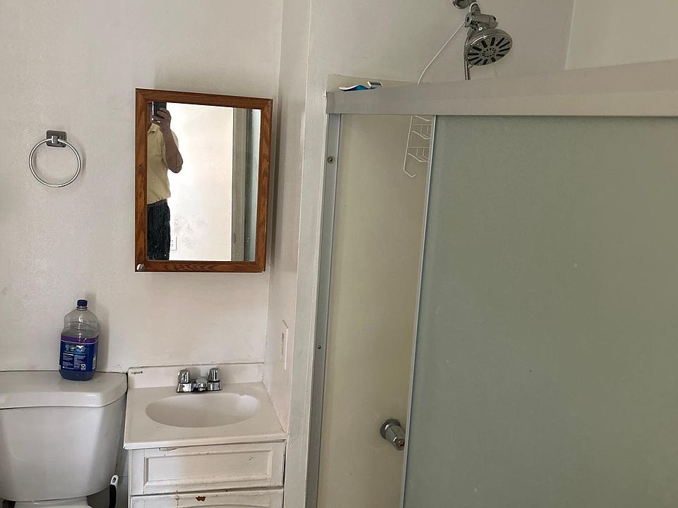 1st image of 4106 W Girard Ave APT 1