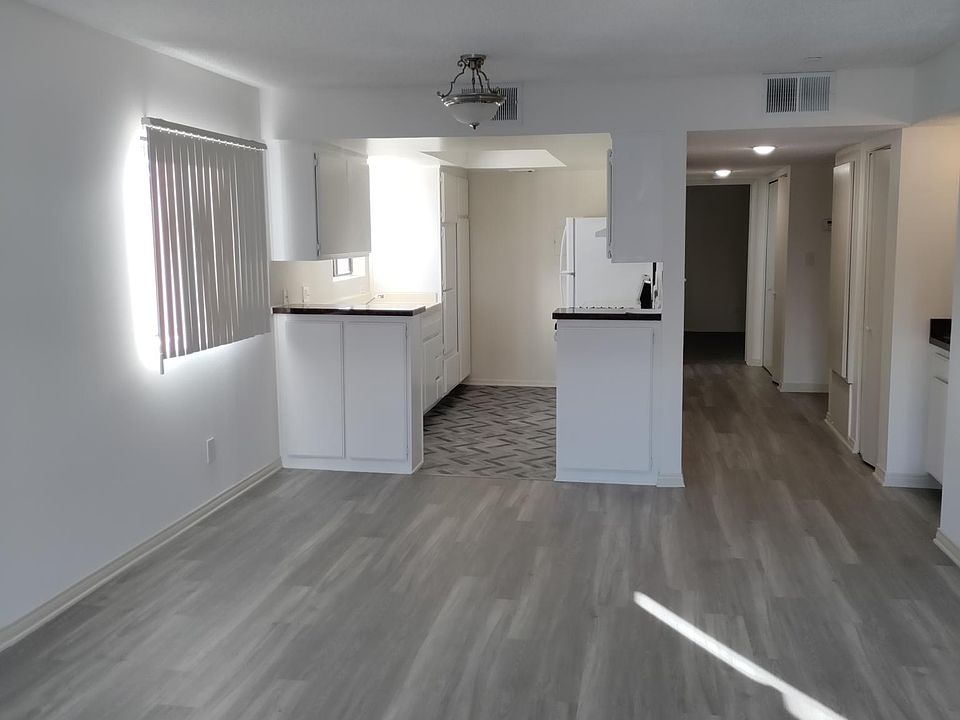 Facing Kitchen from Patio