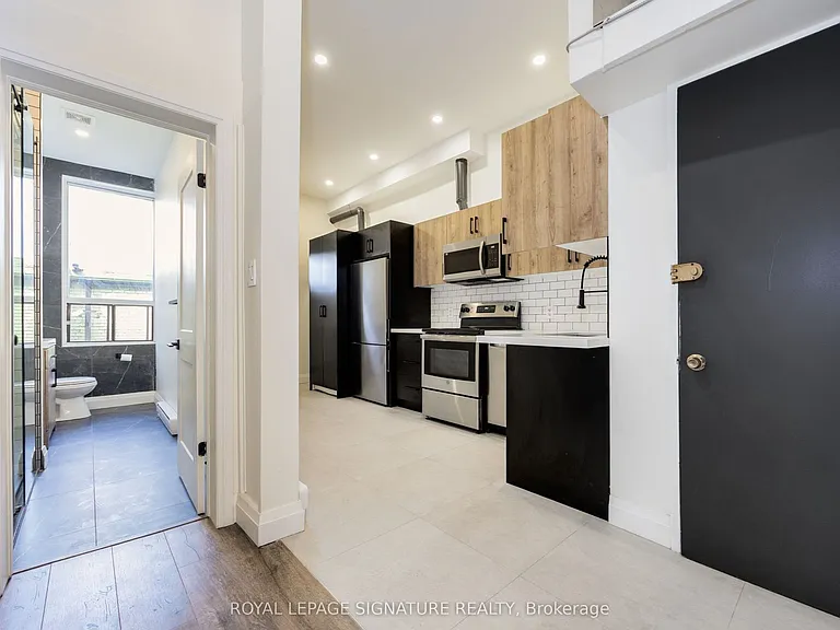 414 Spadina Ave #2 — Photo 10