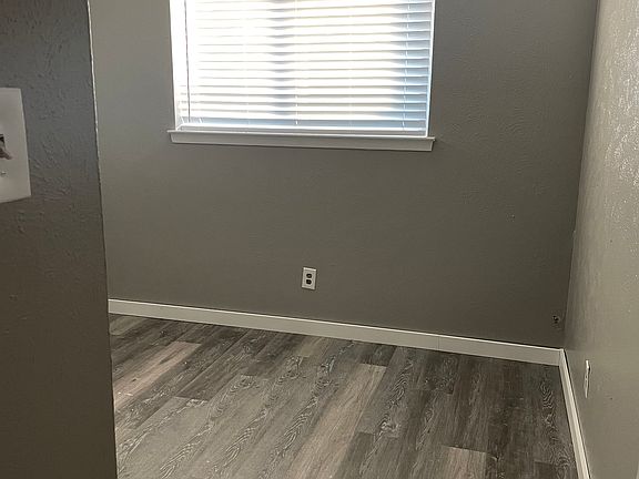 5th image of 1118 Providence Ct