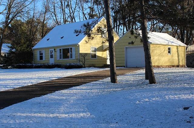 Large front and back yard.