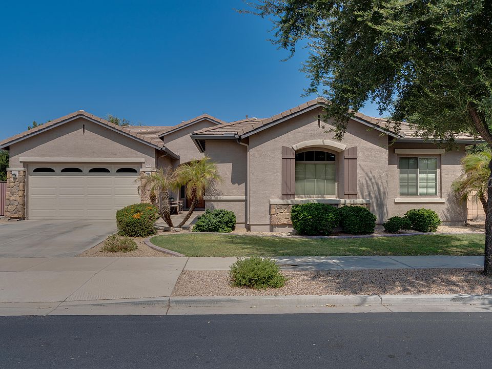 1st image of 18668 E Canary Way