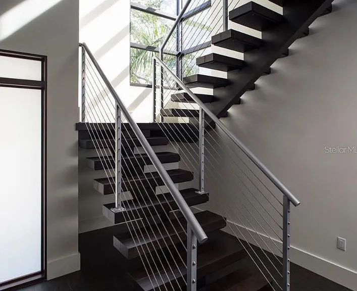 356 Bayview Dr NE — Photo 11