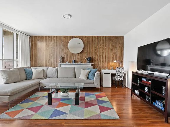 5th image of 2744 Dublin Dr #1