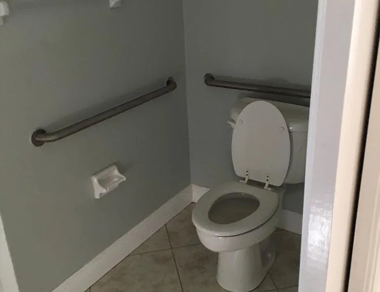 1722 Roosevelt Ave — Photo 26