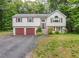5 Card Crst, Holbrook, MA 02343