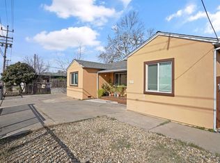 2571 Fruitridge Rd, Sacramento, CA 95822