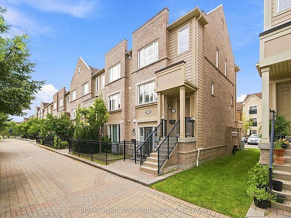 2nd image of 4975 Southampton Dr #261