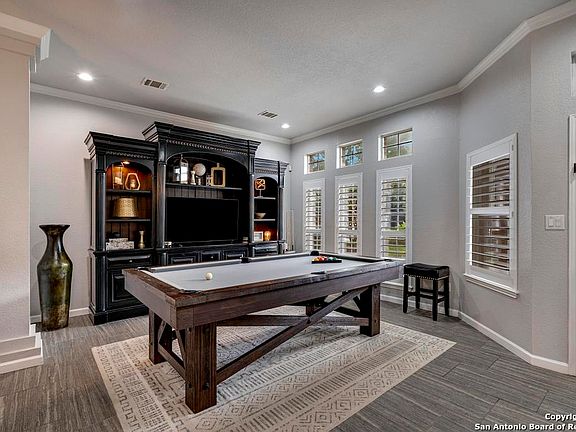 5th image of 2331 PREAKNESS LN
