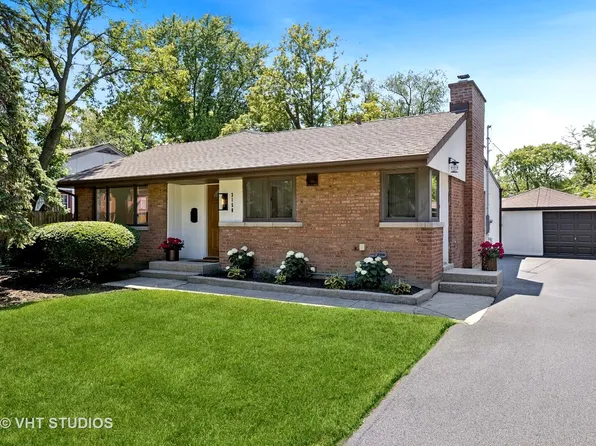3150 Patton Dr, Des Plaines, IL 60018