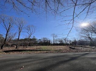 407 Lynderhill Ln, Matthews, NC 28105