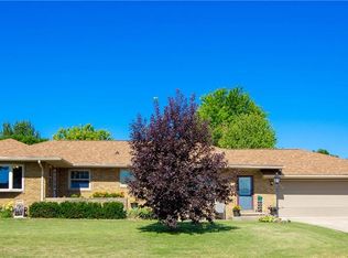2010 Walnut St, Granger, IA 50109