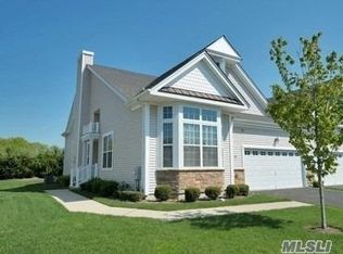 56 Toni Ct, Center Moriches, NY 11934