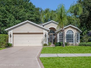 385 Barrington Ct, Spring Hill, FL 34609