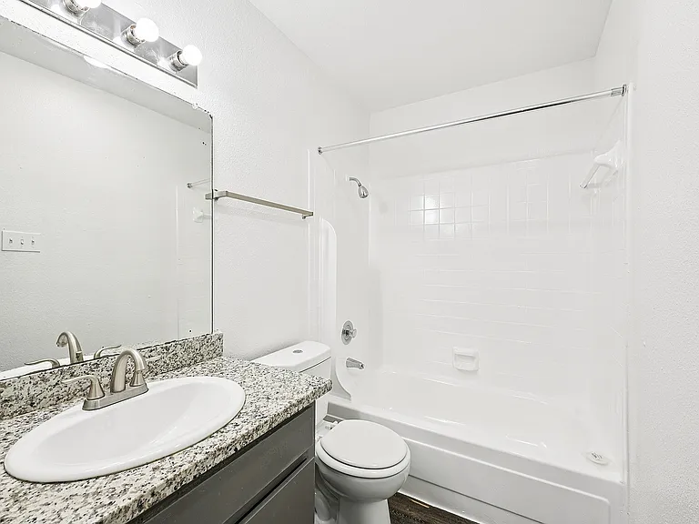 8-print-Woodchase Dr Unit 142-S2603-008