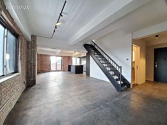1st image of 330 Wythe Ave APT 6A