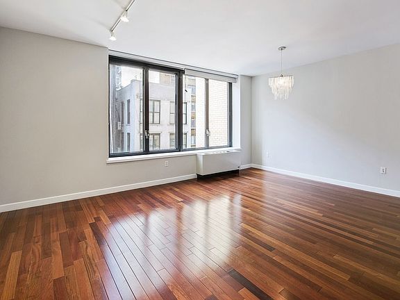 3rd image of 50 W 15th St APT 4A