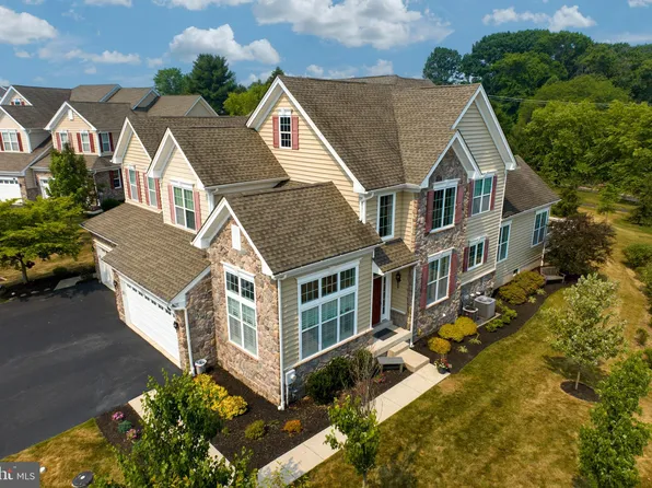 30 Iron Hill Way, Collegeville, PA 19426