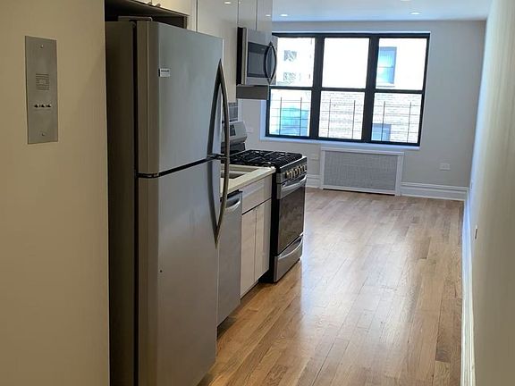 2nd image of 13317 Sanford Ave APT 2M