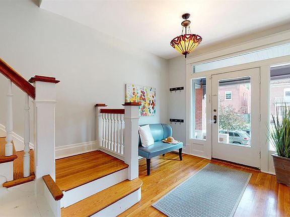 4th image of 4004 Hartford St