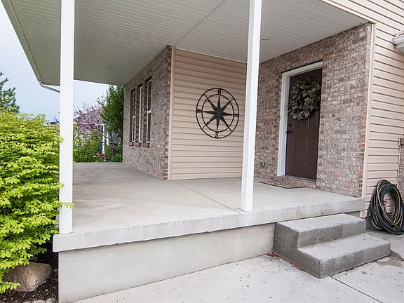 4th image of 2905 Lianne St