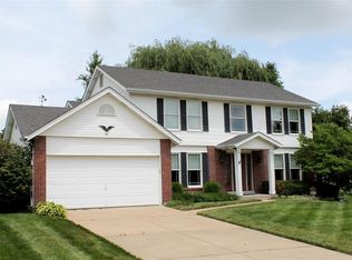 10 Stockport Ct, Saint Charles, MO