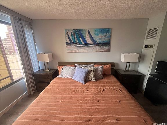 3rd image of 1778 Ala Moana Blvd APT 1211