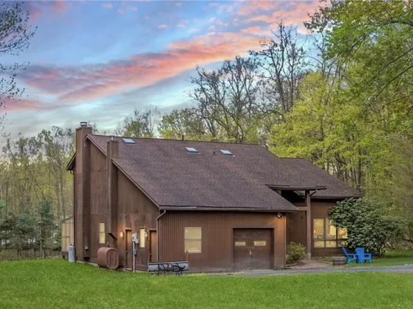 17 Hidden Valley Lane, Rock Tavern, NY 12575