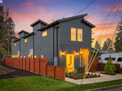 11715 SE Ash St, Portland, OR, 97216