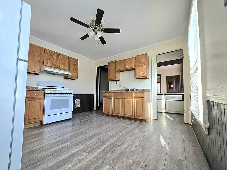1484-86 S State St #3 — Photo 8