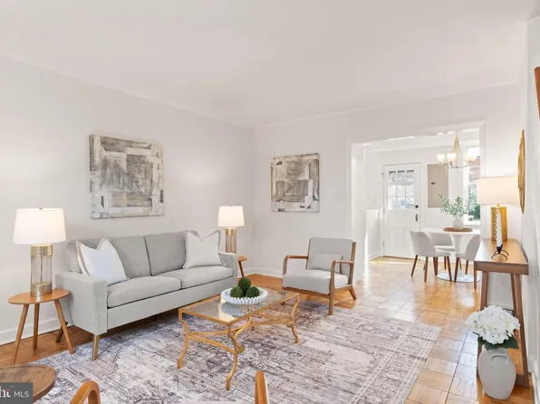 1510 S Edgewood St APT 541, Arlington, VA 22204