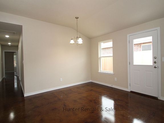 5th image of 306B Lowes Blvd