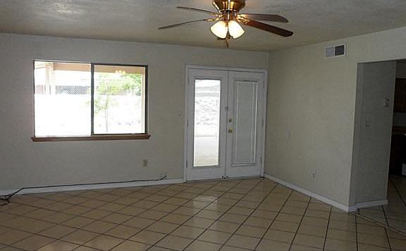 2nd image of 11169 Quintana Dr
