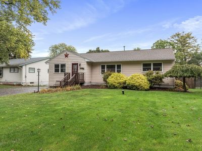 132 Sheraton Rd, Syracuse, NY, 13219