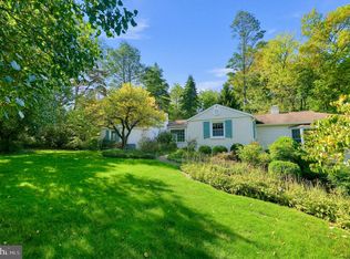 312 Chamounix Rd, Saint Davids, PA 19087