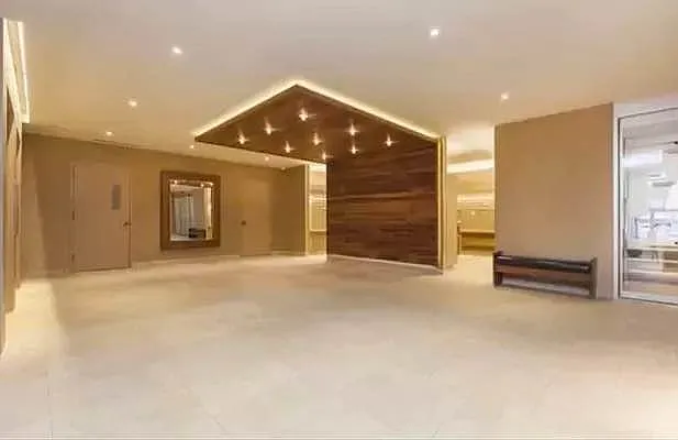 Rented by Bond New York | media 11