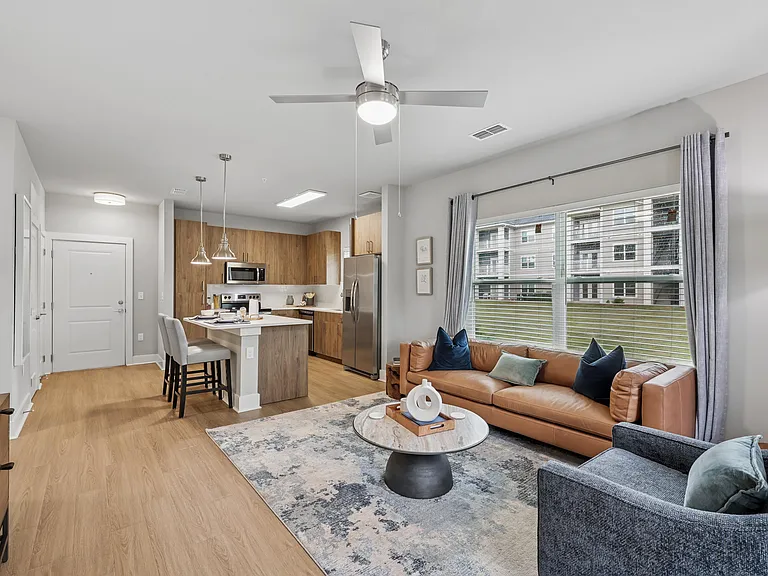 The Exchange at Crestview — Photo 9