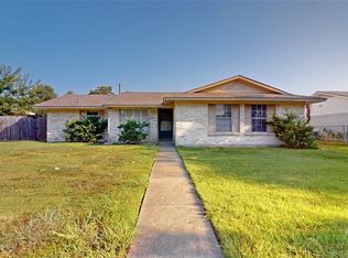 1147 Shadyglen Cir, Richardson, TX 75081