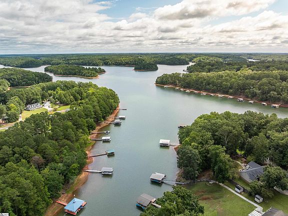 2nd image of 0 Pinetree Rd