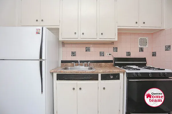 Sold by Keller Williams Realty Landmark II | media 6
