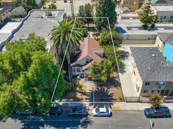 3015 Shrine Pl, Los Angeles, CA 90007