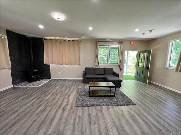 4th image of 127 Kirkwood Road