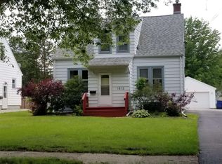 1812 W 7th St, Waterloo, IA 50702